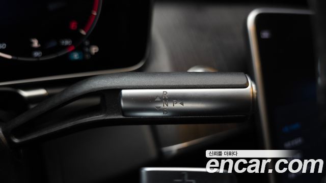 Mercedes-Benz S-Class 2021 — photo 12