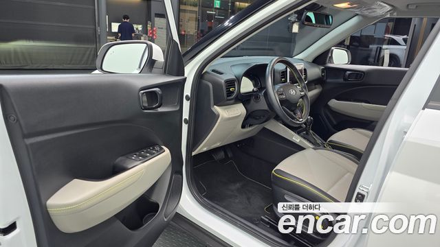 Hyundai Venue 2023 — photo 10