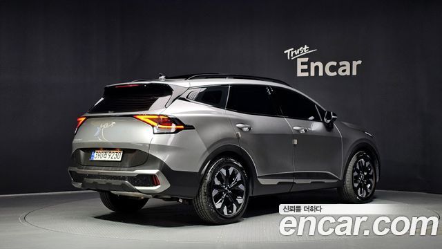 Kia Sportage 2023 — photo 2