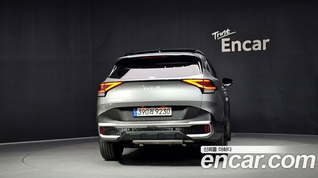 Kia Sportage 2023 — photo 4