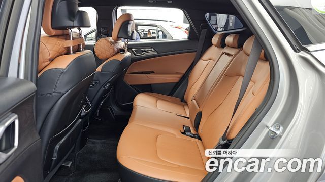 Kia Sportage 2023 — photo 16