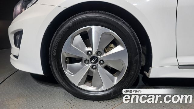 Kia K5 2015 — photo 5