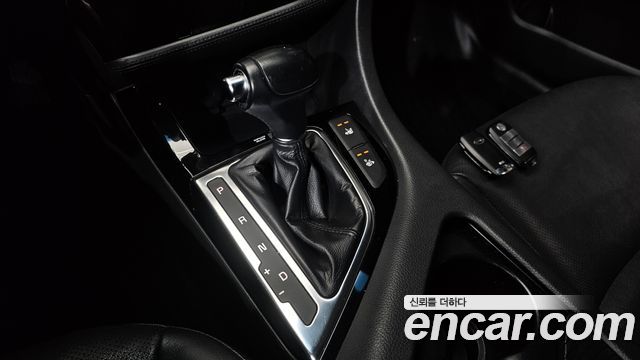 Kia K5 2015 — photo 12