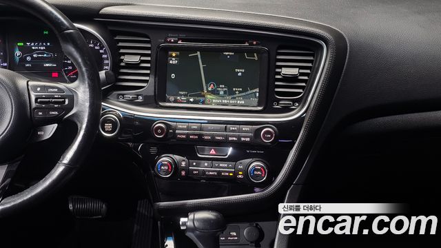 Kia K5 2015 — photo 20