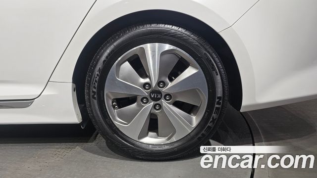 Kia K5 2015 — photo 7