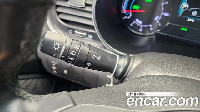 Kia K5 2015 — photo 29
