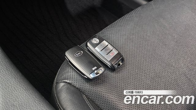 Kia K5 2015 — photo 34