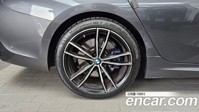 BMW 3-Series 2019 — photo 5
