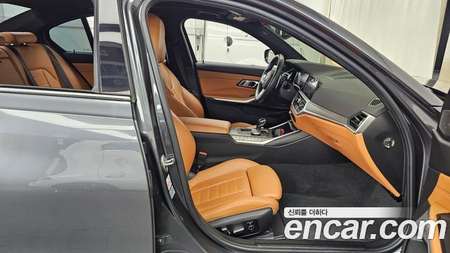 BMW 3-Series 2019 — photo 11