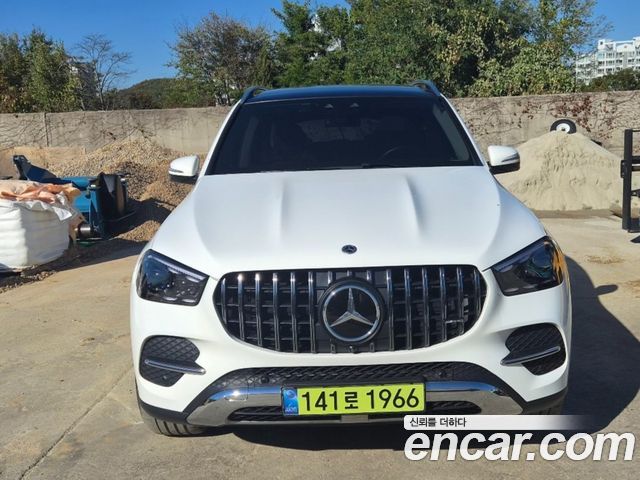 Mercedes-Benz GLE-Class 2025 — photo 2