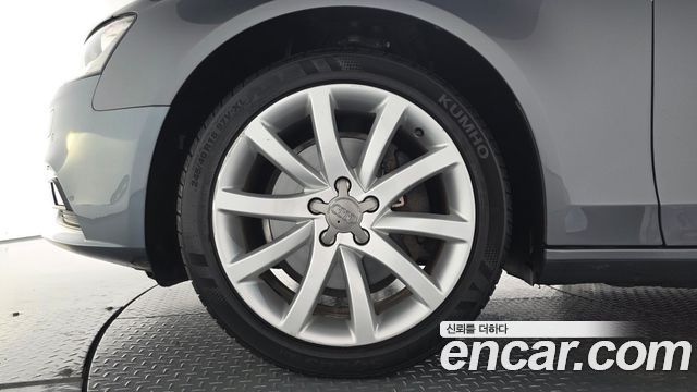 Audi A4 2014 — photo 5