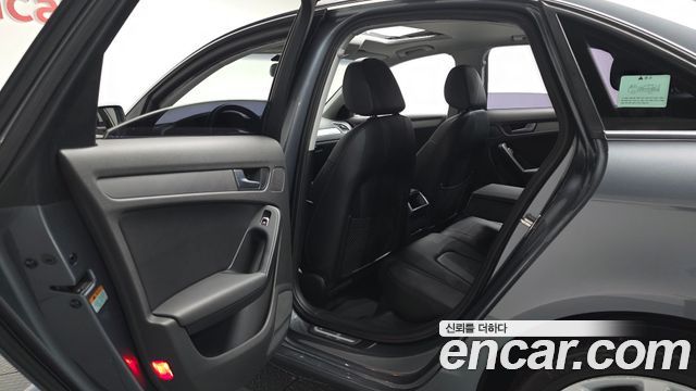 Audi A4 2014 — photo 12