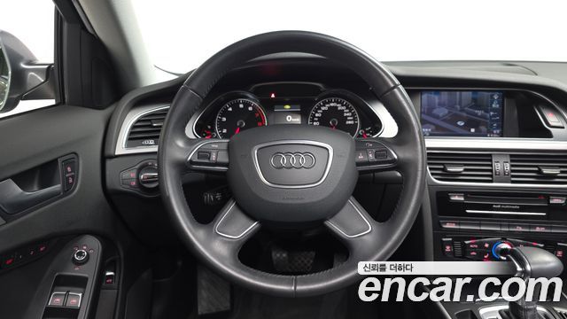 Audi A4 2014 — photo 14