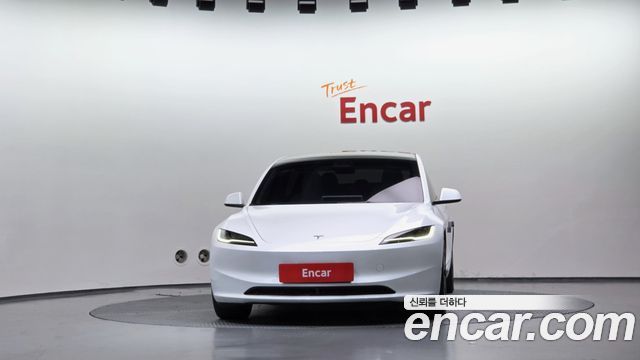 Tesla Model 3 2024 — photo 3