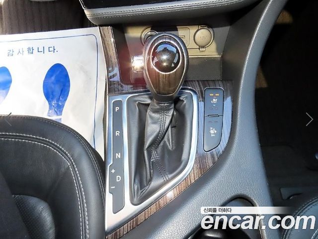 Kia K5 2012 — photo 10