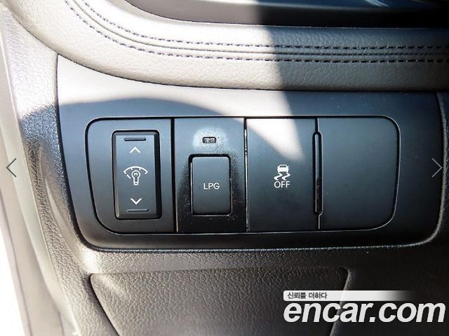 Kia K5 2012 — photo 11