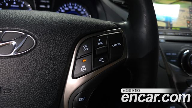 Hyundai Grandeur 2013 — photo 16