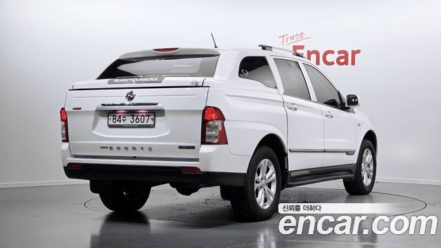 KG Mobility KORANDO 2017 — photo 2