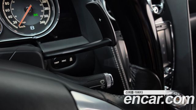 Bentley Continental 2012 — photo 17