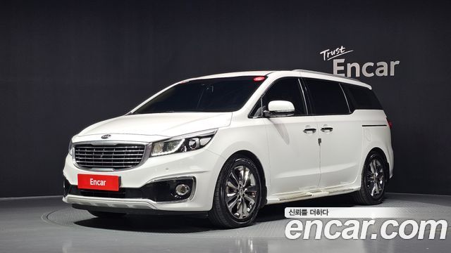 Kia Canival 2017 — photo 1