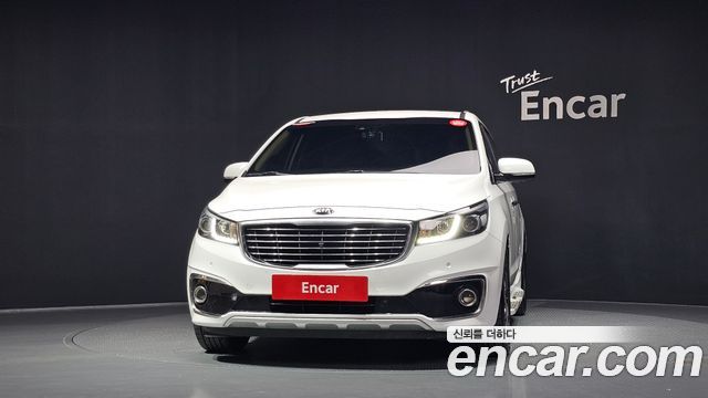 Kia Canival 2017 — photo 3