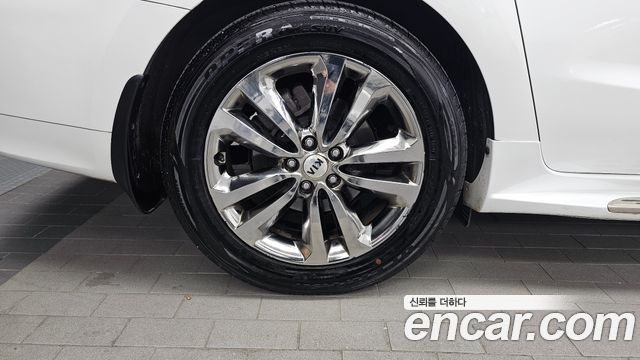 Kia Canival 2017 — photo 5