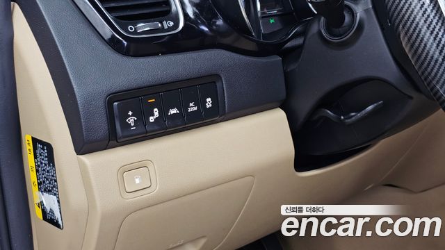 Kia Canival 2017 — photo 26