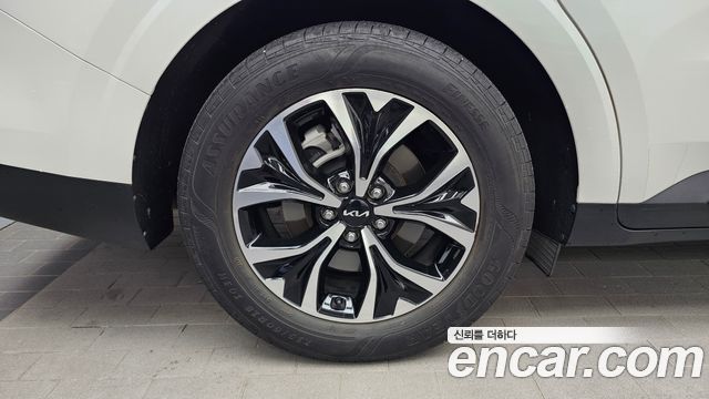 Kia Canival 2022 — photo 5