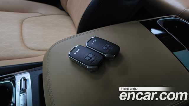 Kia Canival 2022 — photo 22