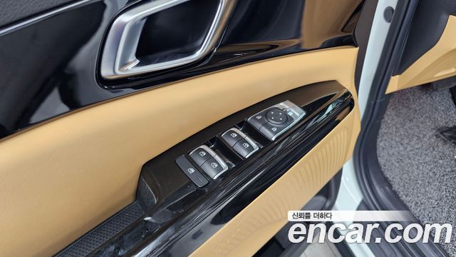 Kia Canival 2022 — photo 33