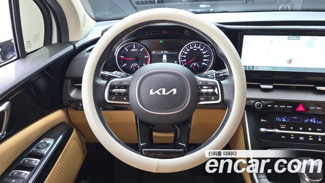 Kia Canival 2023 — photo 14