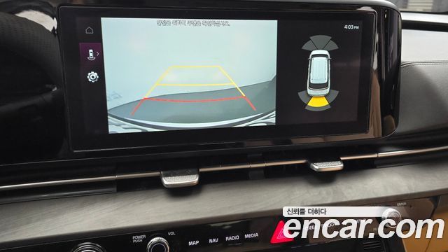 Kia Canival 2023 — photo 16