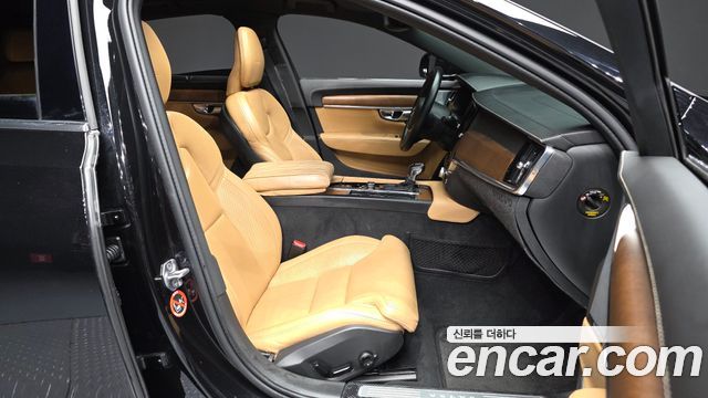 Volvo S90 2020 — photo 17