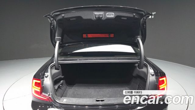 Volvo S90 2020 — photo 26