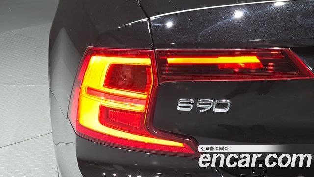 Volvo S90 2020 — photo 9