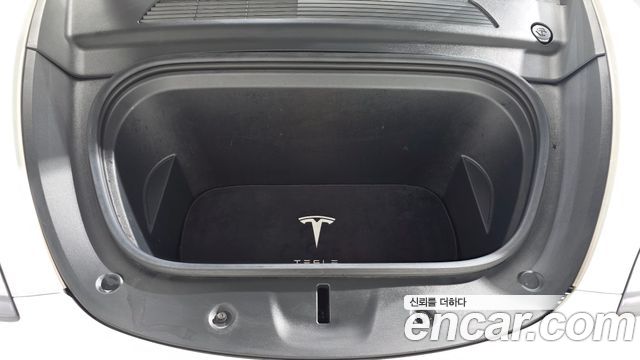 Tesla Model Y 2021 — photo 6