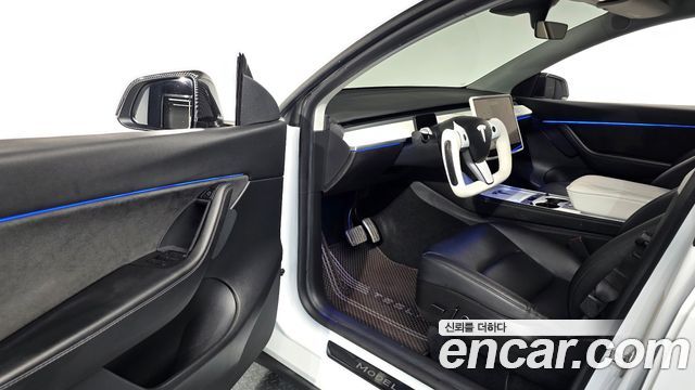 Tesla Model Y 2021 — photo 13