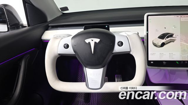 Tesla Model Y 2021 — photo 20