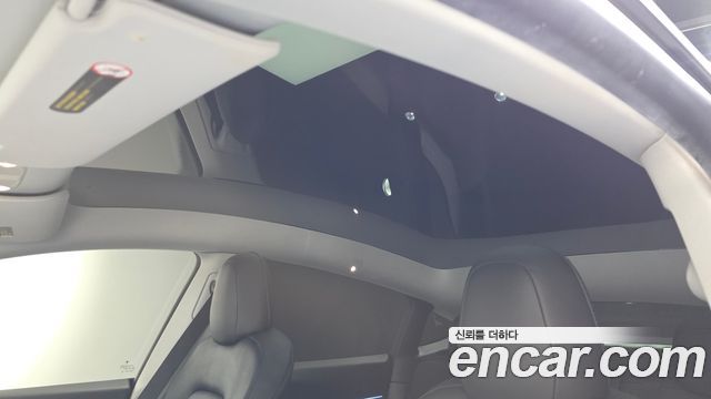 Tesla Model Y 2021 — photo 24