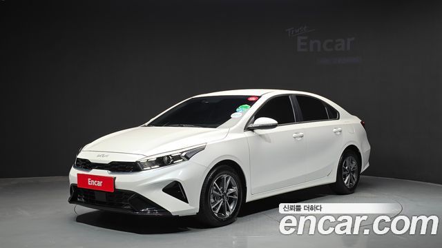 Kia K3 2023 — photo 1