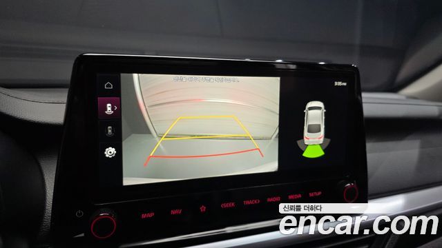 Kia K3 2023 — photo 21