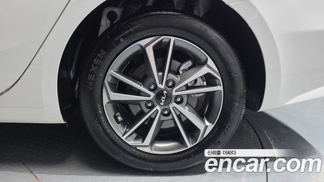 Kia K3 2023 — photo 7
