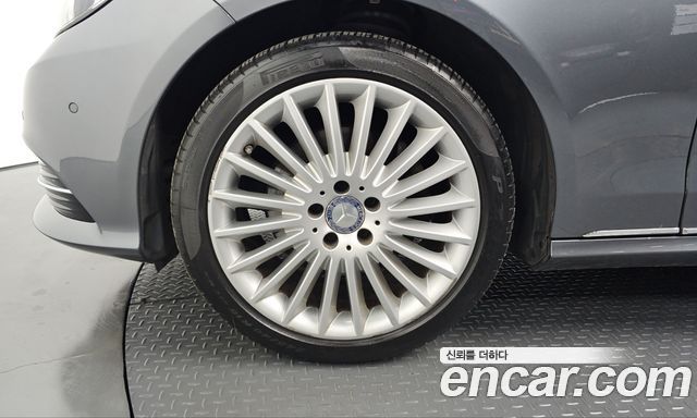 Mercedes-Benz E-Class 2016 — photo 5