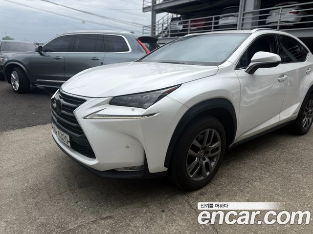 Lexus NX 2017 — photo 4