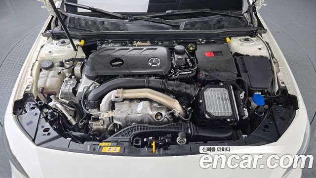 Mercedes-Benz A-Class 2025 — photo 6