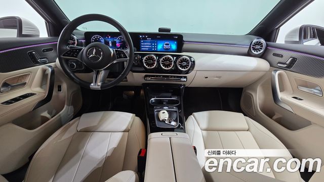 Mercedes-Benz A-Class 2025 — photo 10