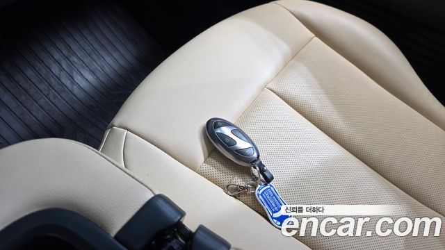 Hyundai Staria 2025 — photo 15
