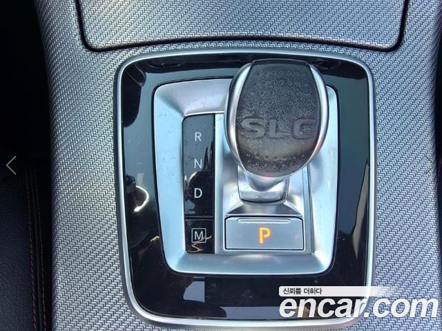 Mercedes-Benz SLC-Class 2017 — photo 10