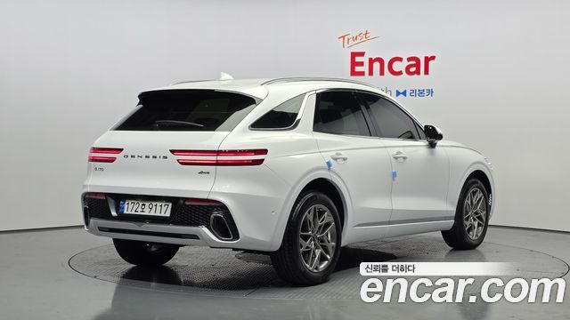 Genesis GV70 2023 — photo 2
