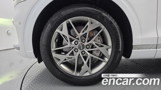 Genesis GV70 2023 — photo 5
